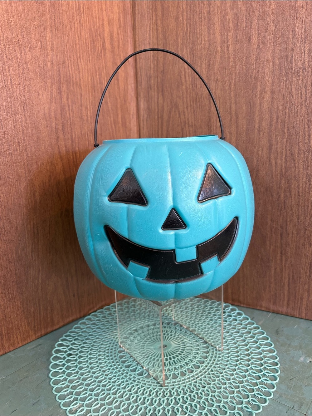 Teal vintage Jack-O'-Lantern Candy Bucket - Decorative Halloween Pail 1990’s